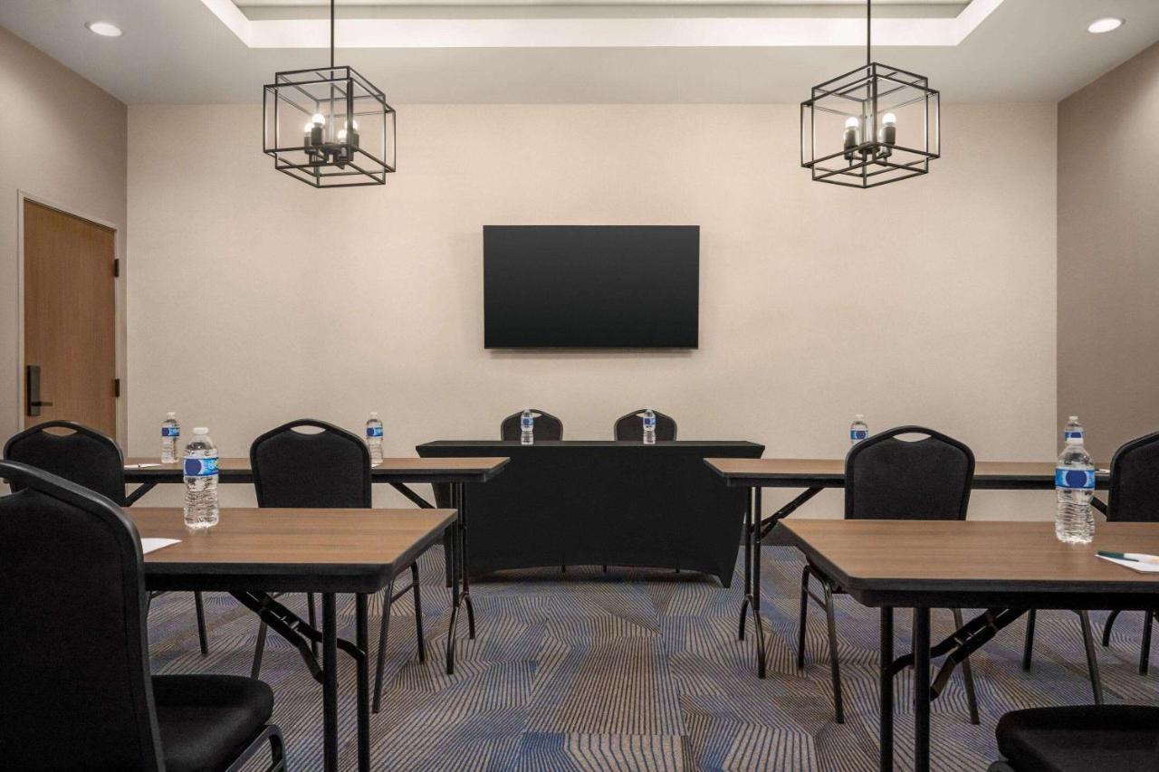 La Quinta Inn & Suites By Wyndham Del Rio Luaran gambar