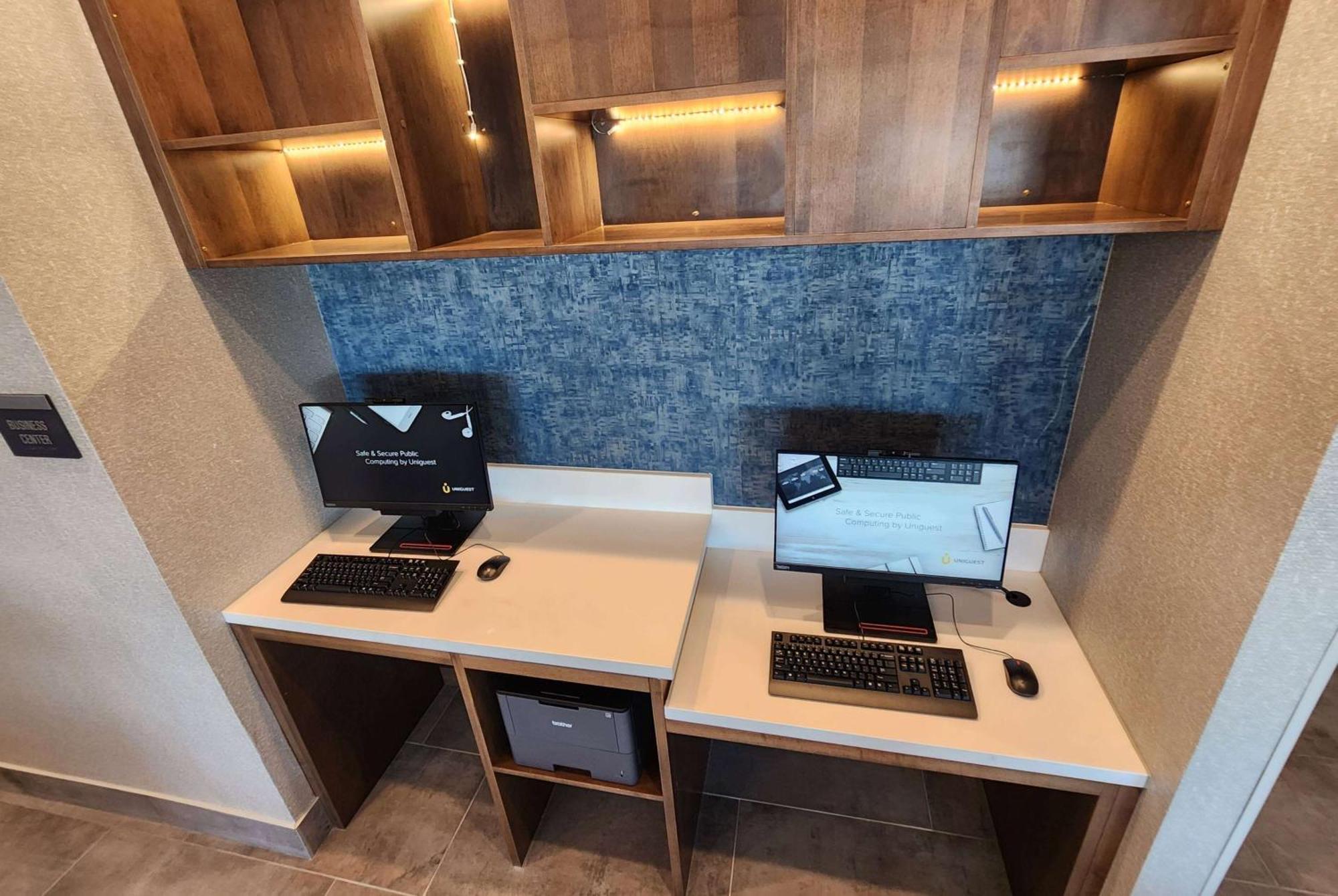 La Quinta Inn & Suites By Wyndham Del Rio Luaran gambar