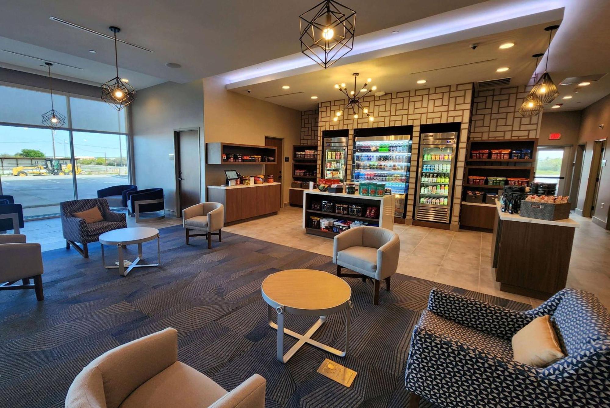 La Quinta Inn & Suites By Wyndham Del Rio Luaran gambar
